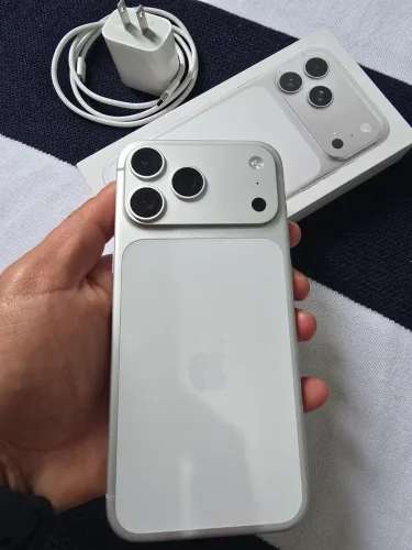 iPhone 17 pro Max 512GB - Prateado