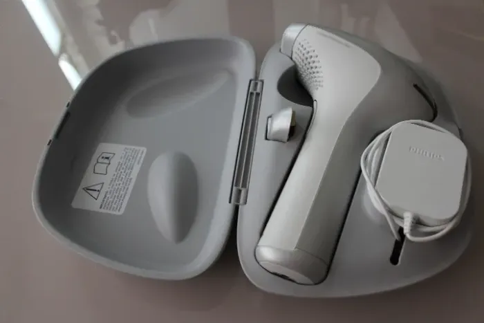 Depilador à luz pulsada Philips Lumea Precision Plus