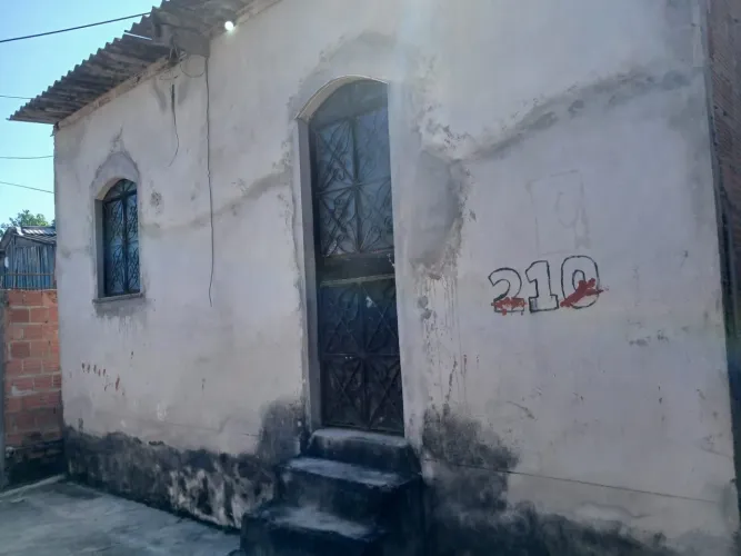 Vende-se esta casa