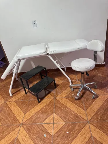Maca, mocho e escadinha para trabalho