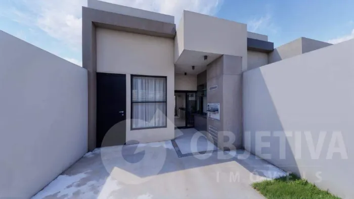 Casa à venda, 3 quartos, 1 suíte, 3 vagas, NOVO MUNDO - UBERLANDIA/MG