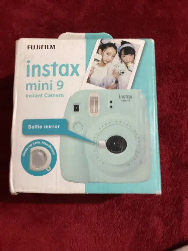 Câmera instax 9