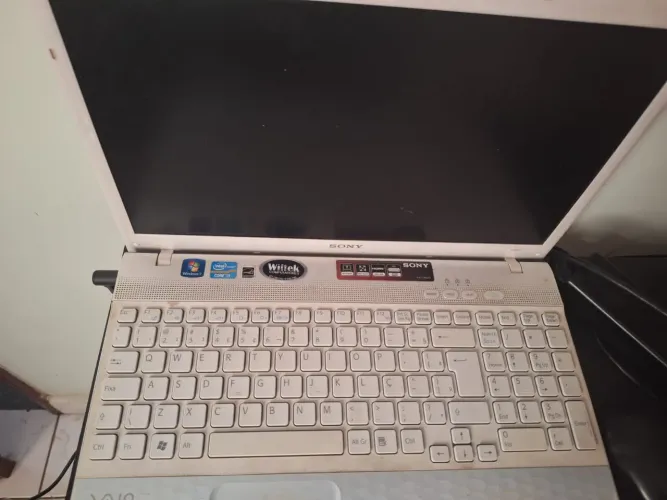 Vendo notebook Sony