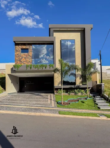 Lindíssima Casa a venda com 4 Suítes - Jardins Bolonha