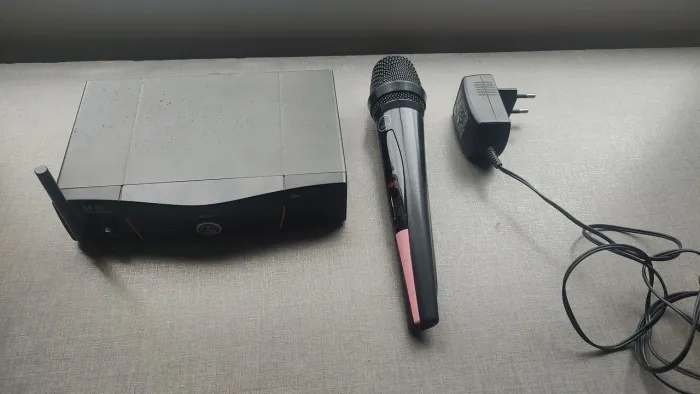 Microfone sem fio AKG