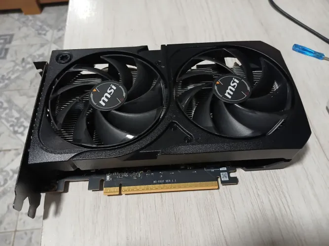 Placa de vídeo RTX 5060 8GB NOVA