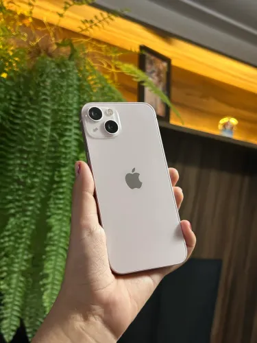 IPhone 13 - 128GB 83% bateria - Rosa -sem marcas de uso
