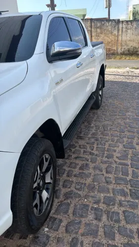 Toyota Hilux CD SRX 4X4 2.8 TDI 16V Diesel Aut. 2019