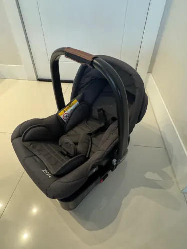 Carrinho de bebê 