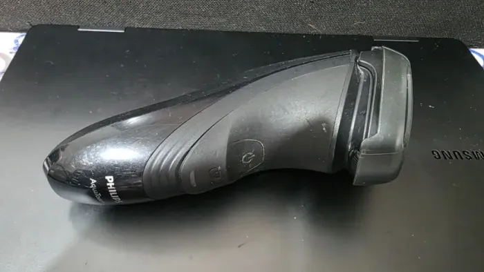 Barbeador Philips AquaTouch