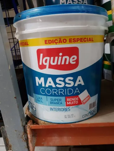 LATAO DE MASSA CORRIDA IQUINE 20KG.