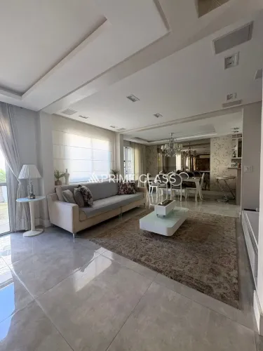 Casa com 3 dormitórios com 1 suíte, 2 vagas cobertas em Condomínio no Moinhos de Vento - C