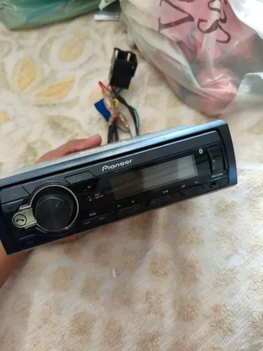Sim de carro Pioneer modelo MVH-S218BT