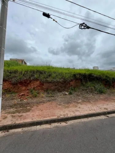 Vendo terreno em condomínio fechado
