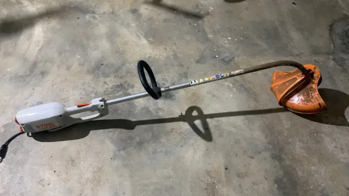 Rocadeira Elétrica STIHL FSE 60