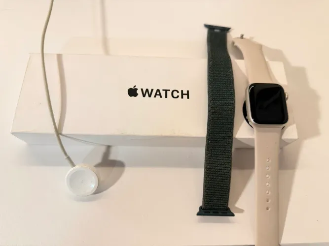 Apple Watch SE segunda geração 40 mm