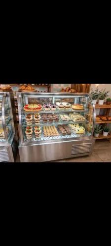 Expositora refrigerada para padaria ou confeitaria 1,20 de largura