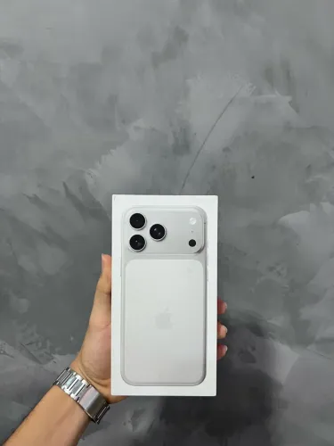 IPHONE 17 PRO MAX SILVER 256GB LACRADO
