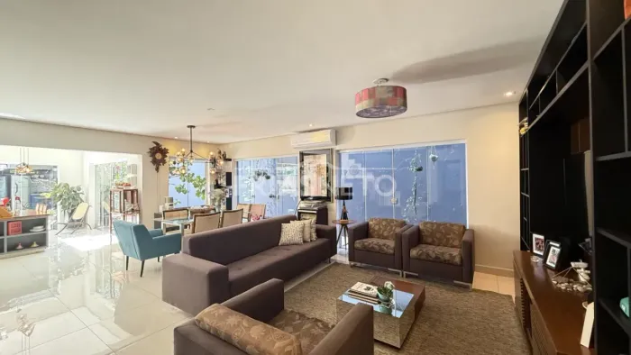 Casa á venda no condomínio Convívio Residencial Lazuli Clube