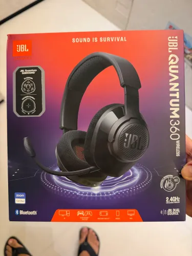 Headset JBL Quantum 360 Lacrado