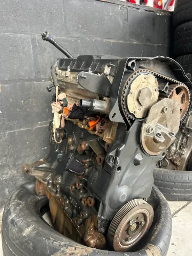 Motor c3 2015 1.6 16v 
