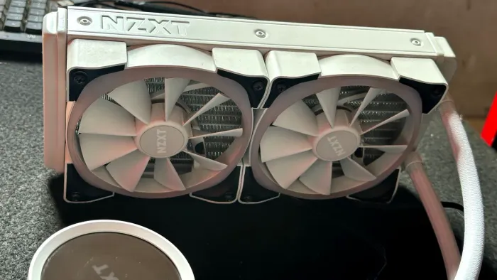 Water Cooler NZXT 240mm RGB