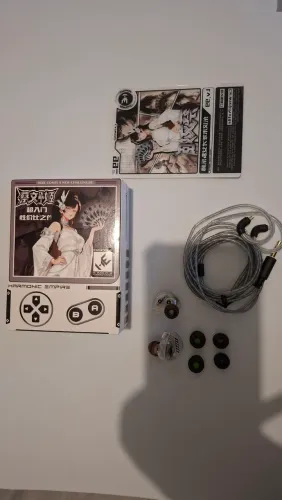 Fone de ouvido headset - Harmonic Empire (novo)