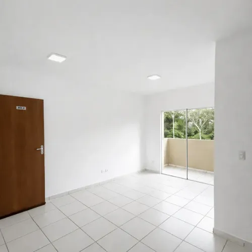 Aluga-se - Apartamento 2 Quartos com Varanda - Villas do Rio Madeira II 