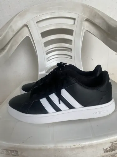 Tênis adidas original
