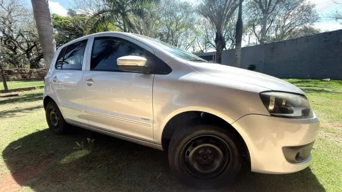 Volkswagen Fox 1.0 MI Total Flex 8V 5P 2011