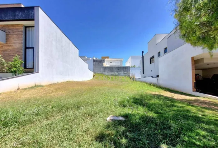 Terreno à venda, 300 m² por R$ 399.000,00 - Condomínio Residencial Aldeia da Mata - Votora