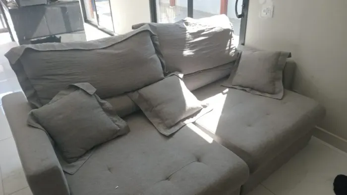 SOFÁ RETRÁTIL E RECLINÁVEL