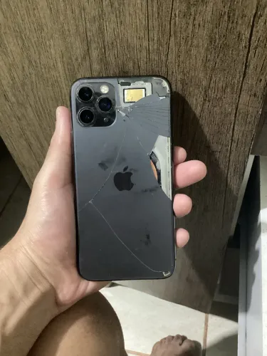 IPHONE 11 PRO 