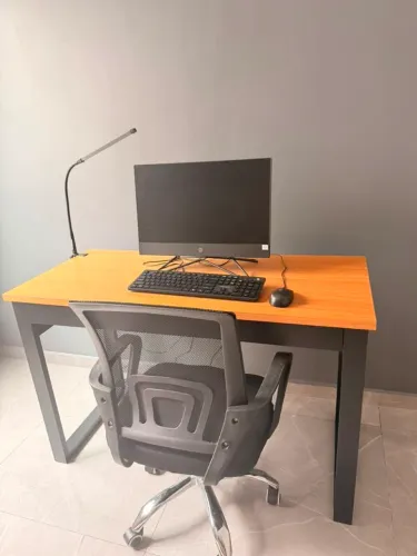 Escritório 100% MDF / Mesa de Escritório + Cadeira