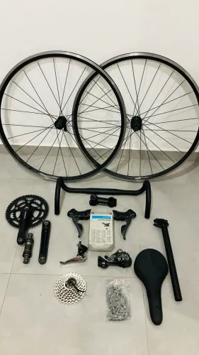 Kit completo Speed Gravel Cannodale Grupo Rodas Guidão Selim