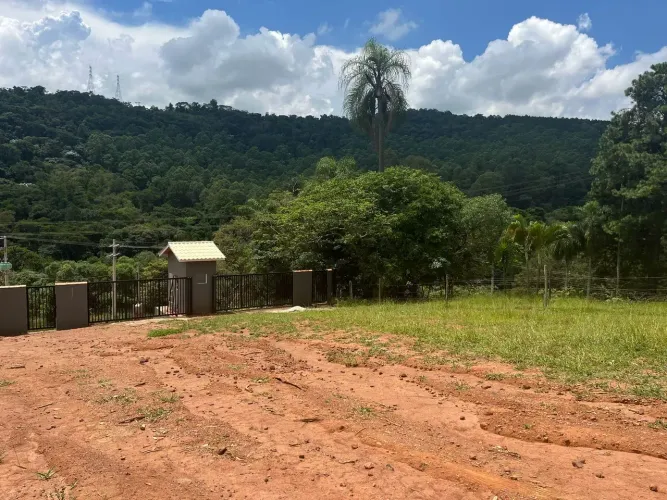Loteamento Fechado em Atibaia - Entrada Facilitada + Parcelas