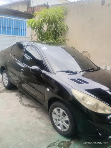 Peugeot 207 Sedan Passion XR 1.4 Flex 8V 4P 2011