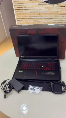Acer Nitro 5 AN517-52 - Excelente Estado | Alto Desempenho