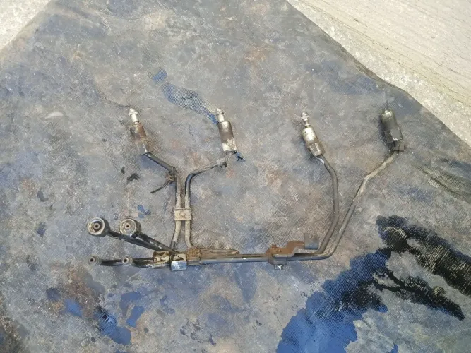 4 canos de bico motor Yanmar 4TNV98
