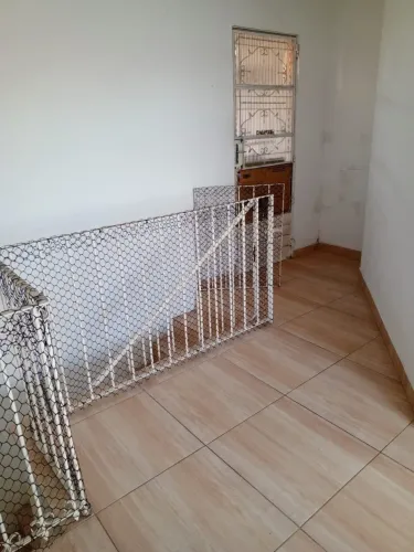 Alugo kitnet poço