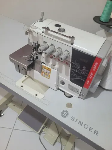 OVERLOQUE DIRECT DRIVE SINGER