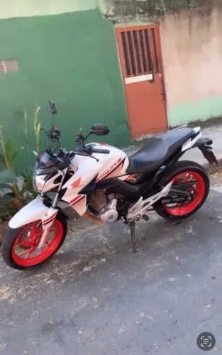CB TWISTER 2022 BRANCA