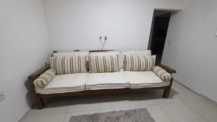 Sofá Moderno em Alumínio