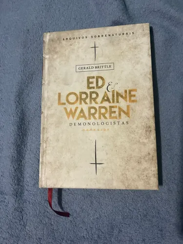 Livro Ed e Lorraine Warren - 1