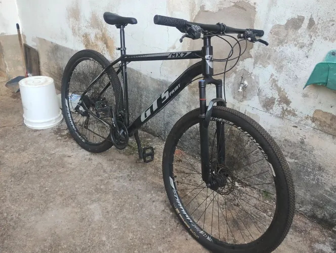 Vendo bicicleta aro 29 tamanho 21 nota fiscal usada poucas vezes 
