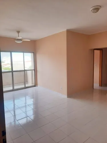 Apartamento com 2 quartos no Edificio Petropolis