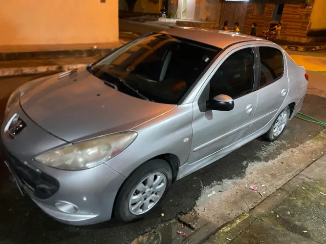 Peugeot 207 Sed. Passion XR Sport 1.4 Flex 8V 4P 2011