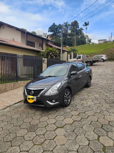 Nissan Versa Unique 1.6 16V Flex 4P Mec. 2016