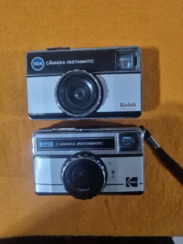 2 maquinas fotográfica decoração