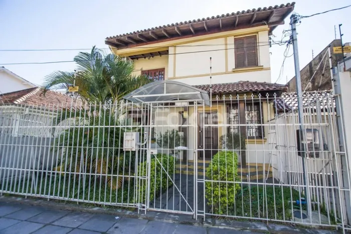 Casa à venda Rua Barão de Cerro Largo, Menino Deus - Porto Alegre